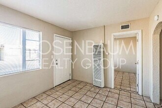 302 W Flores St in Tucson, AZ - Building Photo - Building Photo