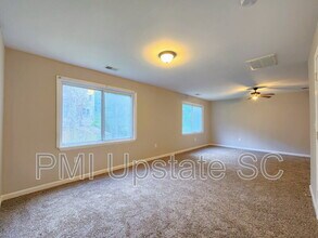 2 Winston Ct in Mauldin, SC - Building Photo - Building Photo