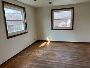 316 Ferndale St in Ford City, PA - Building Photo - Building Photo