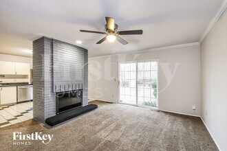 612 Morewood Ct in Ballwin, MO - Building Photo - Building Photo