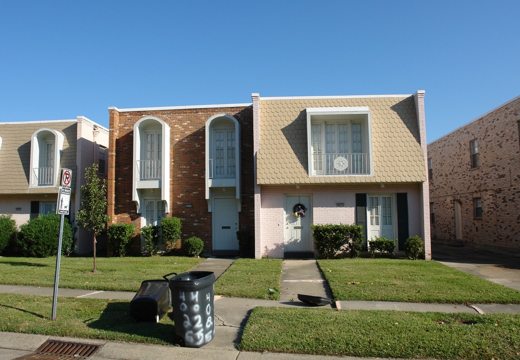 4025 Alberta St in Metairie, LA - Building Photo