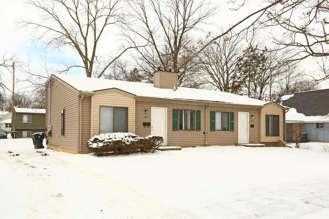 Spartan Duplexes Group 1 in East Lansing, MI - Foto de edificio