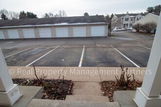 992 Ada Pl Dr SE in Grand Rapids, MI - Building Photo - Building Photo