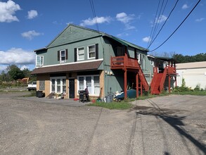 1606 Union Center Maine Hwy in Endicott, NY - Foto de edificio - Primary Photo