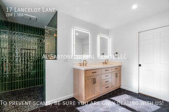 17 Lancelot Ln in Asheville, NC - Building Photo - Building Photo