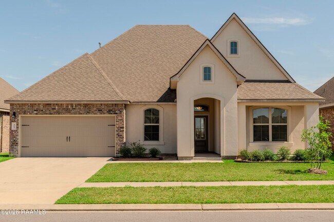 400 Eastwood Dr in Lafayette, LA - Building Photo - Building Photo