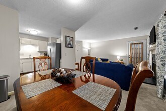 4330 Edith Ln in Greensboro, NC - Building Photo - Building Photo