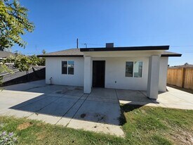 1501 Ralston St in Bakersfield, CA - Building Photo