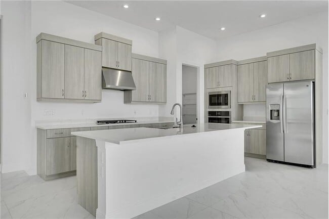 property at 13920 Vivant Dr