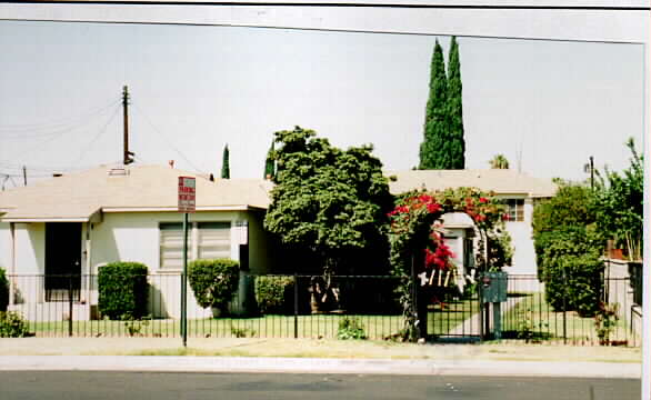 3147 Merced Ave in El Monte, CA - Building Photo