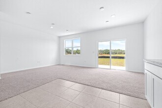 3273 Vesara Dr in Davenport, FL - Building Photo - Building Photo