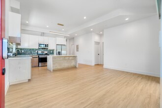4804 S Slauson Ave in Culver City, CA - Building Photo - Building Photo