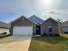 25345 Evanford Dr in Athens, AL - Building Photo