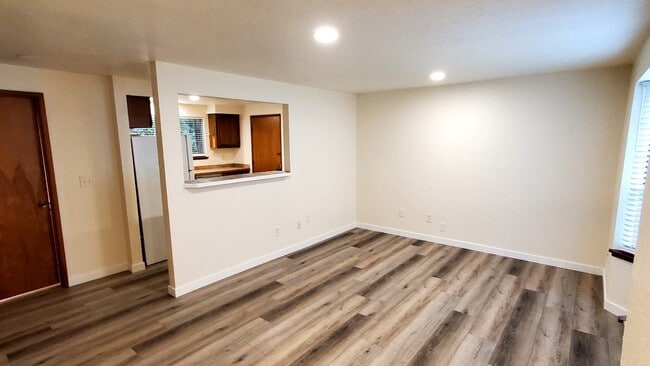 821 Kaiser Rd NW, Unit 7B in Olympia, WA - Foto de edificio - Building Photo