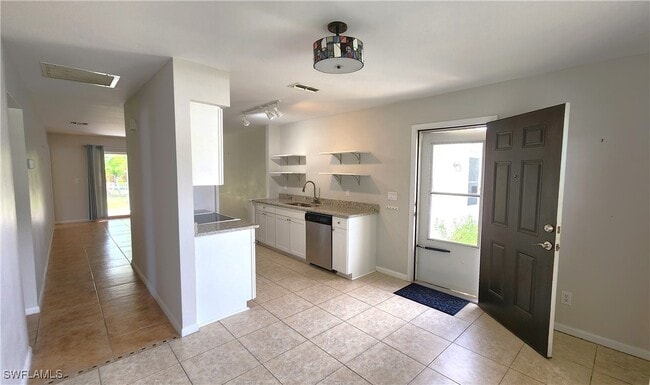 property at 4615 SE 4th Pl