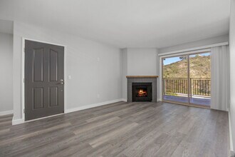 1650 S El Camino Real in Encinitas, CA - Building Photo - Building Photo