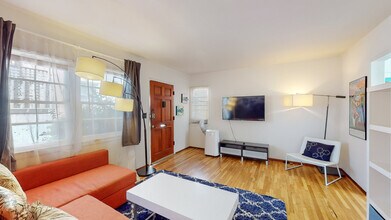 2312 3rd St, Unit A in Santa Monica, CA - Building Photo - Building Photo