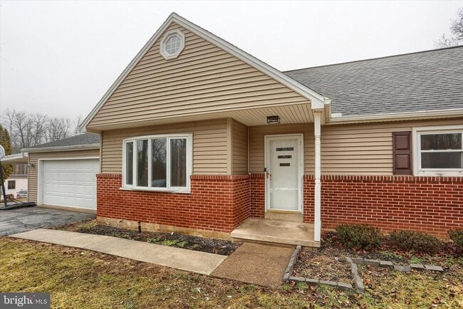 685 Knight Rd in Harrisburg, PA - Building Photo - Building Photo