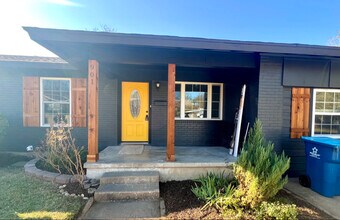 901 Leeper Dr in Denison, TX - Foto de edificio - Building Photo