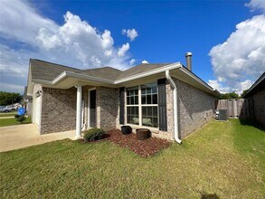 467 Buena Vista Wy in Prattville, AL - Building Photo - Building Photo