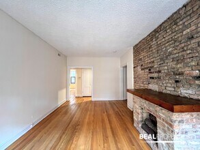 3519 N Racine Ave in Chicago, IL - Building Photo - Building Photo