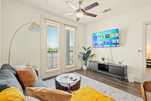 10550 N Central Expy in Dallas, TX - Building Photo