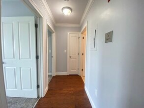 327 Centre St in Boston, MA - Building Photo - Building Photo