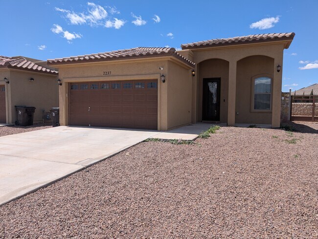 2237 Boy Scout Ct in Sunland Park, NM - Building Photo - Building Photo