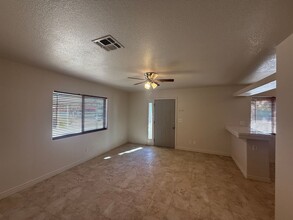 2539 Ashfork Ave in Kingman, AZ - Building Photo - Building Photo