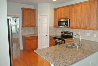 120 Little Branch Trail in Chapel Hill, NC - Building Photo - Building Photo