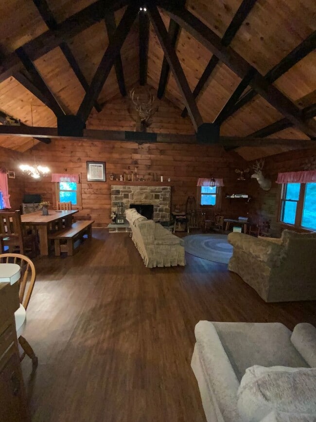 88 Fox Rd in Newmanstown, PA - Building Photo - Building Photo