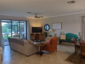 9264 Shadow Oak Ln in Naples, FL - Building Photo - Building Photo