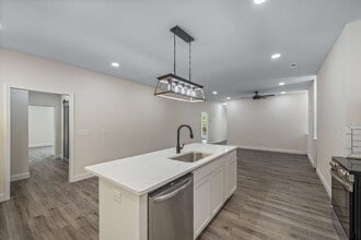 300 Forest Ave SW in Fort Payne, AL - Building Photo - Building Photo