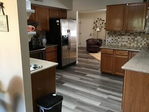 19814 N Stardust Blvd in Sun City West, AZ - Foto de edificio - Building Photo