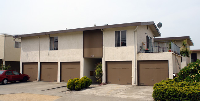 1337 Liberty in El Cerrito, CA - Foto de edificio - Building Photo