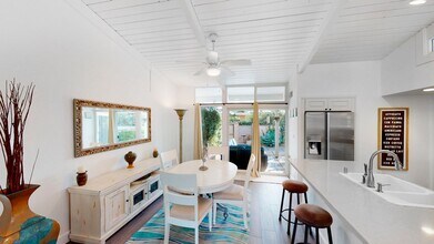 33926 La Serena Dr in Dana Point, CA - Foto de edificio - Building Photo