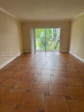 7348 SW 82nd St in Miami, FL - Building Photo - Building Photo
