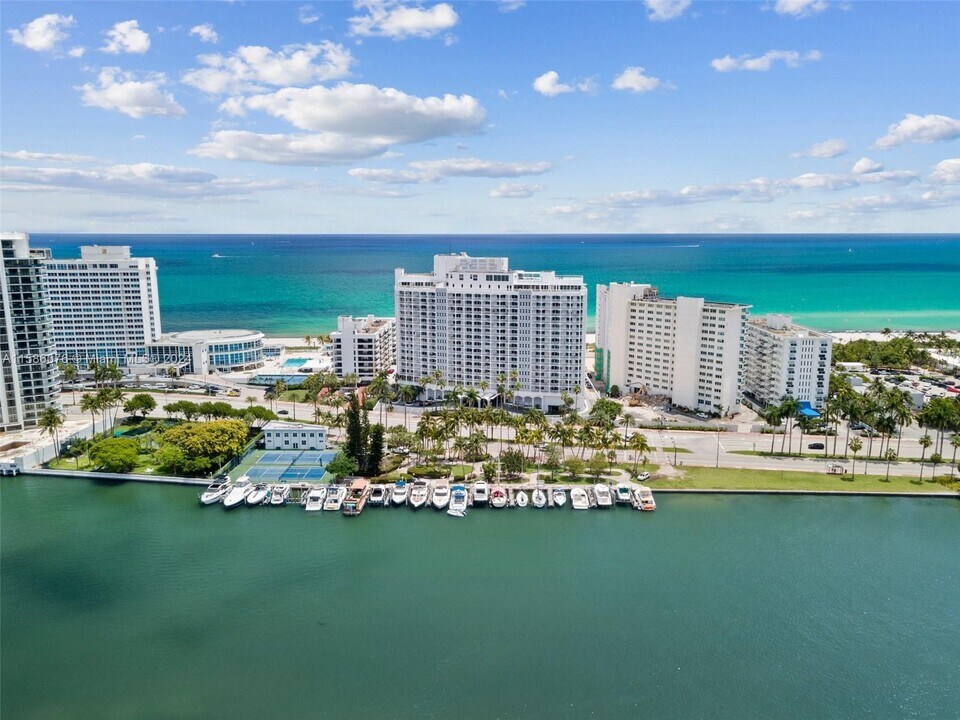 5401 Collins Ave, Unit 1226 in Miami, FL - Building Photo