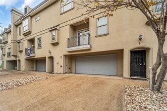 2203 N Carroll Ave in Dallas, TX - Building Photo - Building Photo