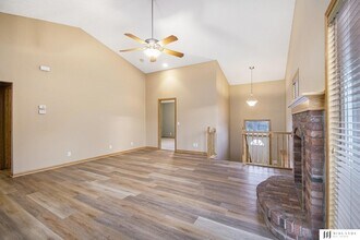 20216 B St in Omaha, NE - Building Photo - Building Photo