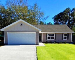 160 Callie Cir in Brunswick, GA - Building Photo