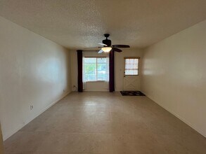 7148 Arutas Dr in North Highlands, CA - Building Photo - Building Photo