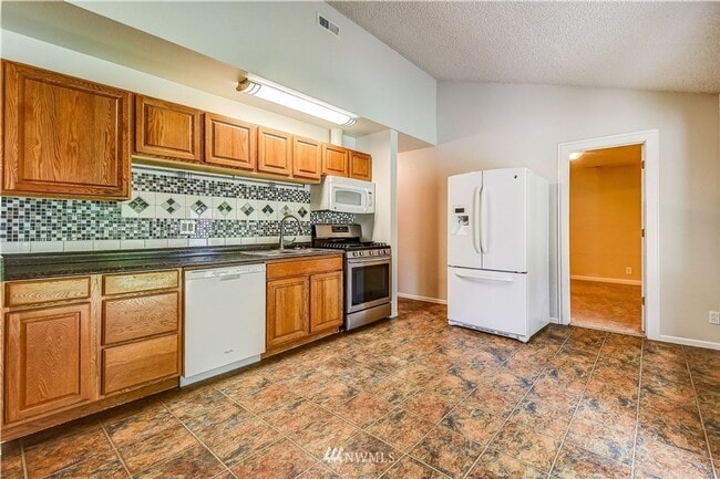 19670 SE 259th St in Covington, WA - Building Photo - Building Photo