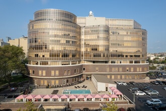 MetroClub in Philadelphia, PA - Building Photo - Building Photo