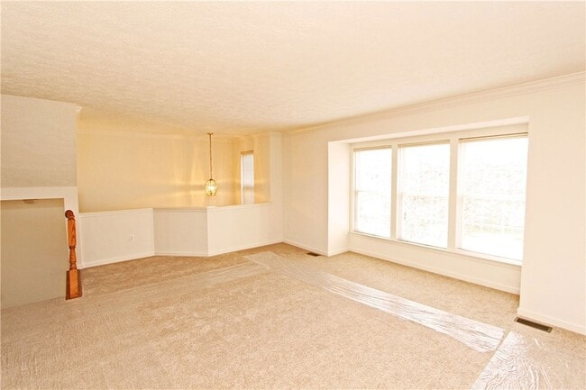 8705 Lost Valley Dr in Mars, PA - Building Photo - Building Photo