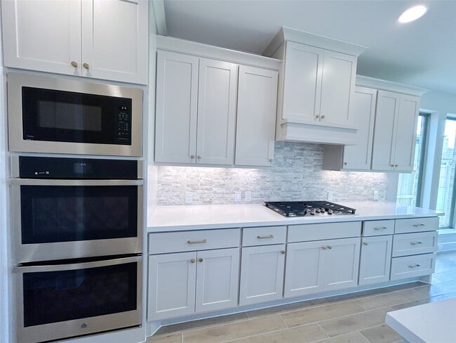 5406 Holly Holw Ln in Fulshear, TX - Building Photo - Building Photo