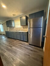 1042 Ansel Rd in Cleveland, OH - Foto de edificio - Building Photo