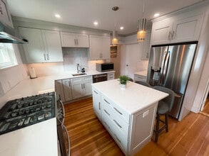 32 West St, Unit 32WestSt#Unit1 in Norwood, MA - Building Photo - Building Photo