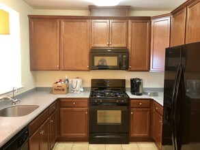 1322 Sierra Dr, Unit 1322 in Trenton, NJ - Building Photo - Building Photo