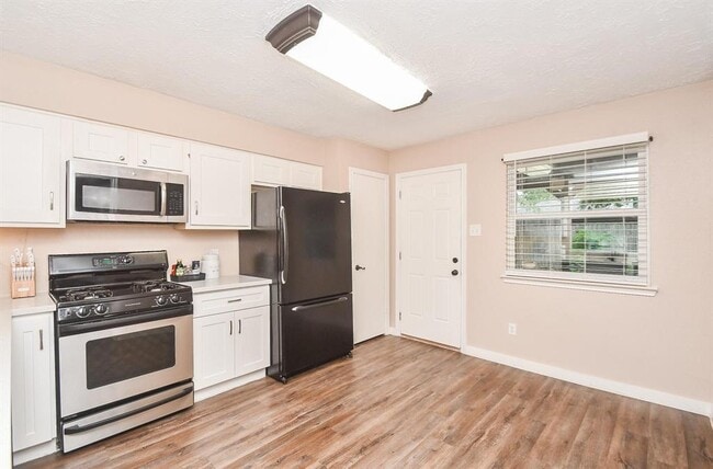 5331 Windsong Trail in Houston, TX - Building Photo - Building Photo